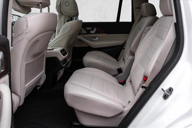 New 2026 Mercedes-Benz GLS 450 4MATIC image 23