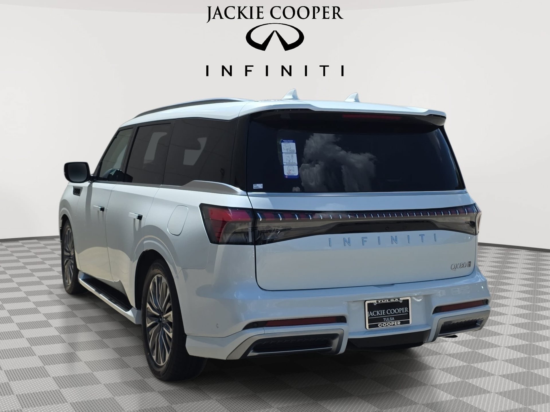 New 2027 INFINITI QX80 Luxe w/ Cargo Package AWD/4WD image 7