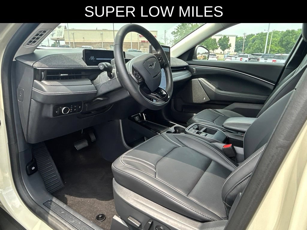 Used 2025 Ford Mustang Mach-E Premium RWD image 7