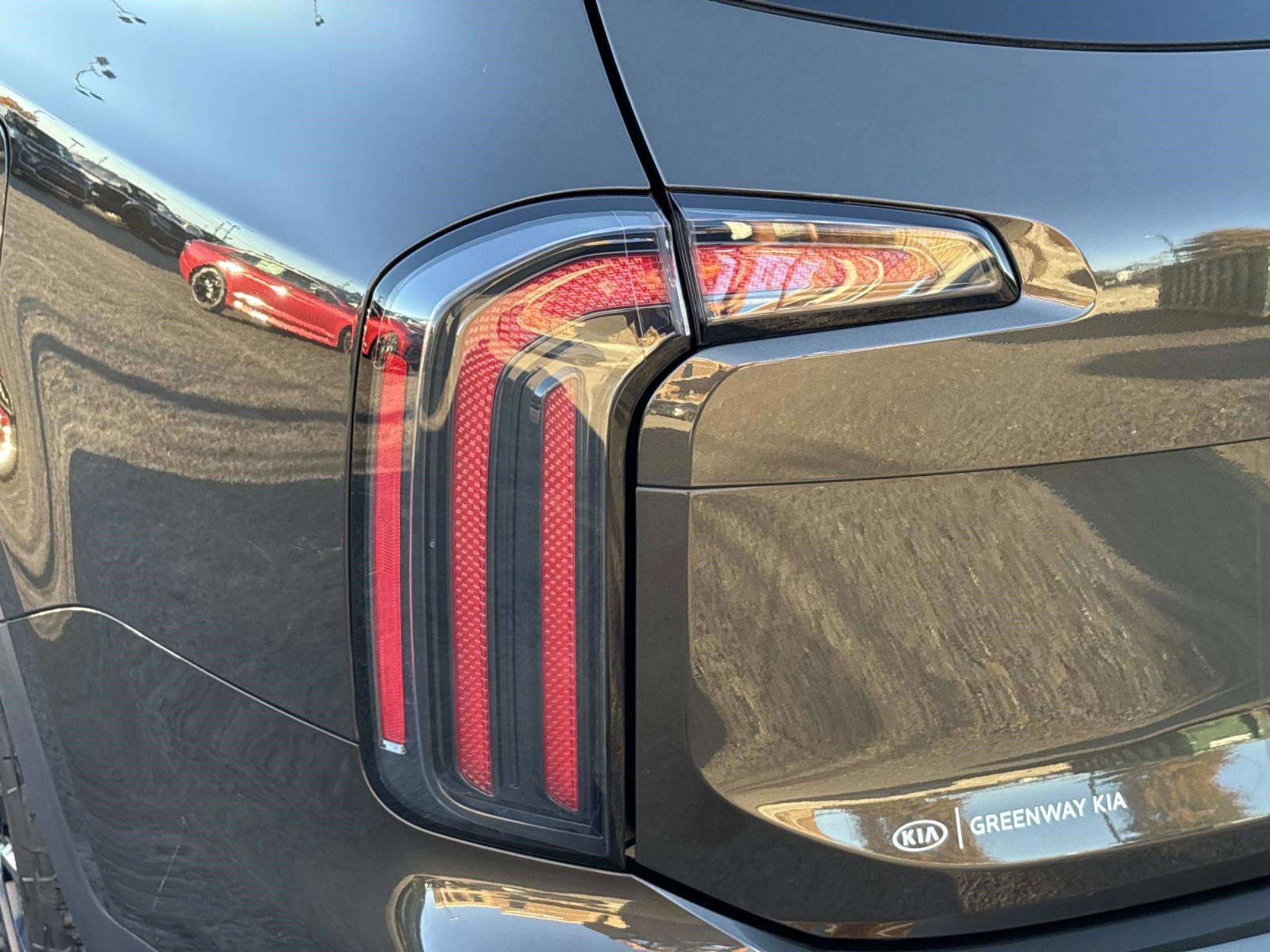 Used 2023 Kia Telluride SX X-Pro image 11