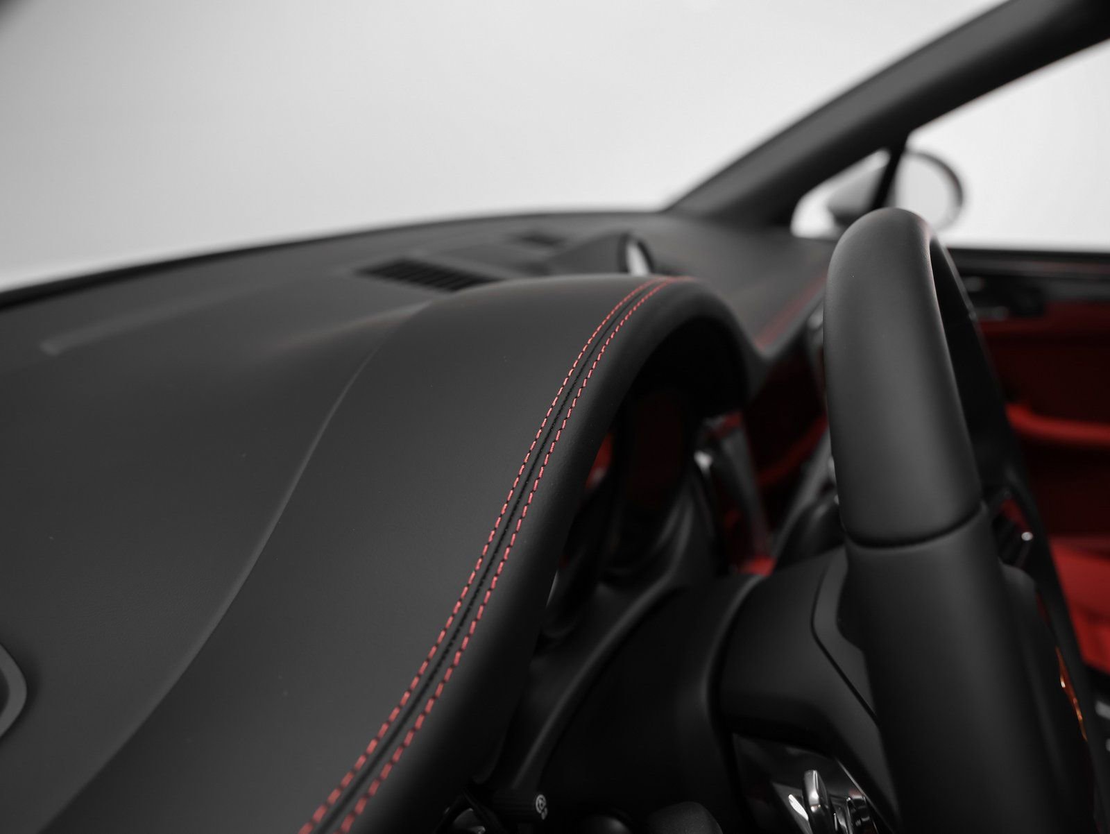 New 2026 Porsche Macan S image 35