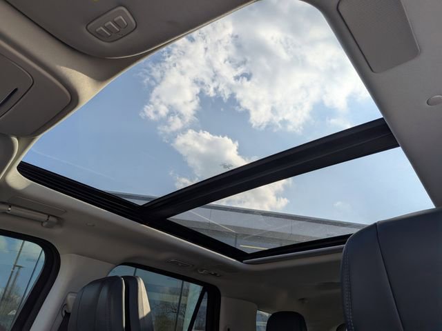 New 2025 Lincoln Navigator Reserve image 20