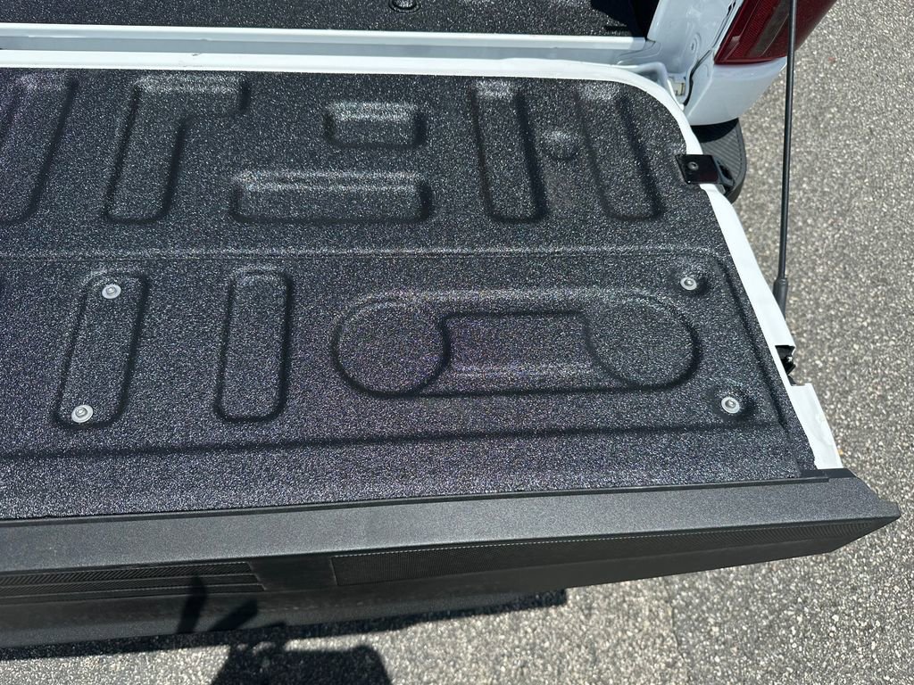 New 2025 Ford F150 XLT w/ Equipment Group 301A Standard image 43