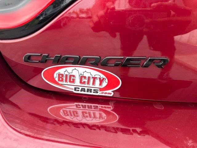Used 2022 Dodge Charger SXT w/ Blacktop Package RWD image 44