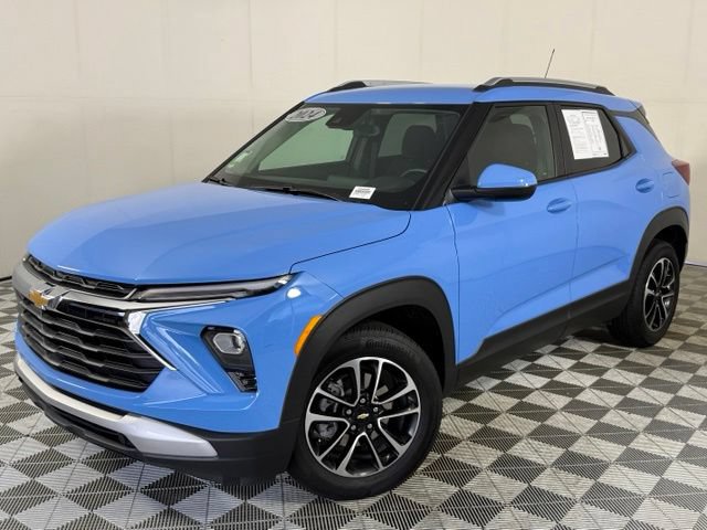 Used 2024 Chevrolet TrailBlazer LT w/ LT Cold Weather Package FWD 360° Tour