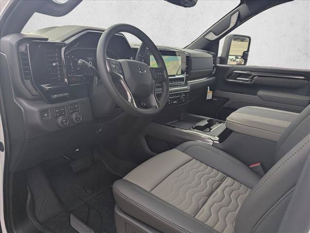 New 2026 Chevrolet Silverado 2500 ZR2 AWD/4WD image 3