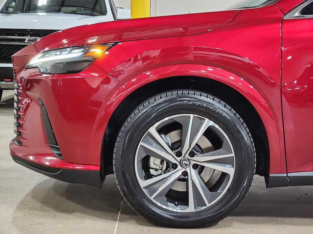 Used 2024 Lexus RX 350 Premium w/ Cold Area Package FWD image 5