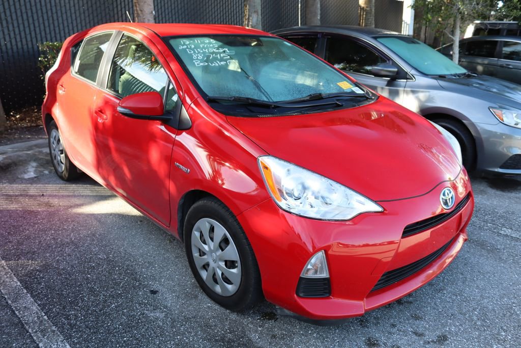 Used 2013 Toyota Prius C One image 6