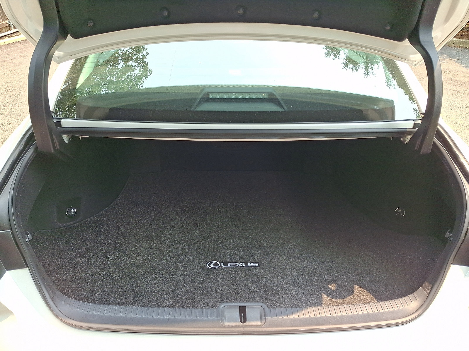 Certified 2020 Lexus ES 300h w/ Premium Package FWD image 28