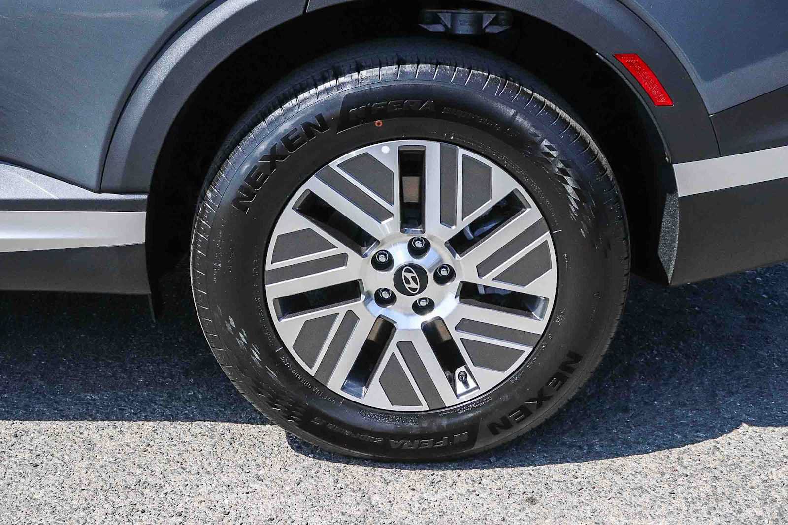 New 2027 Hyundai Palisade SEL FWD image 13