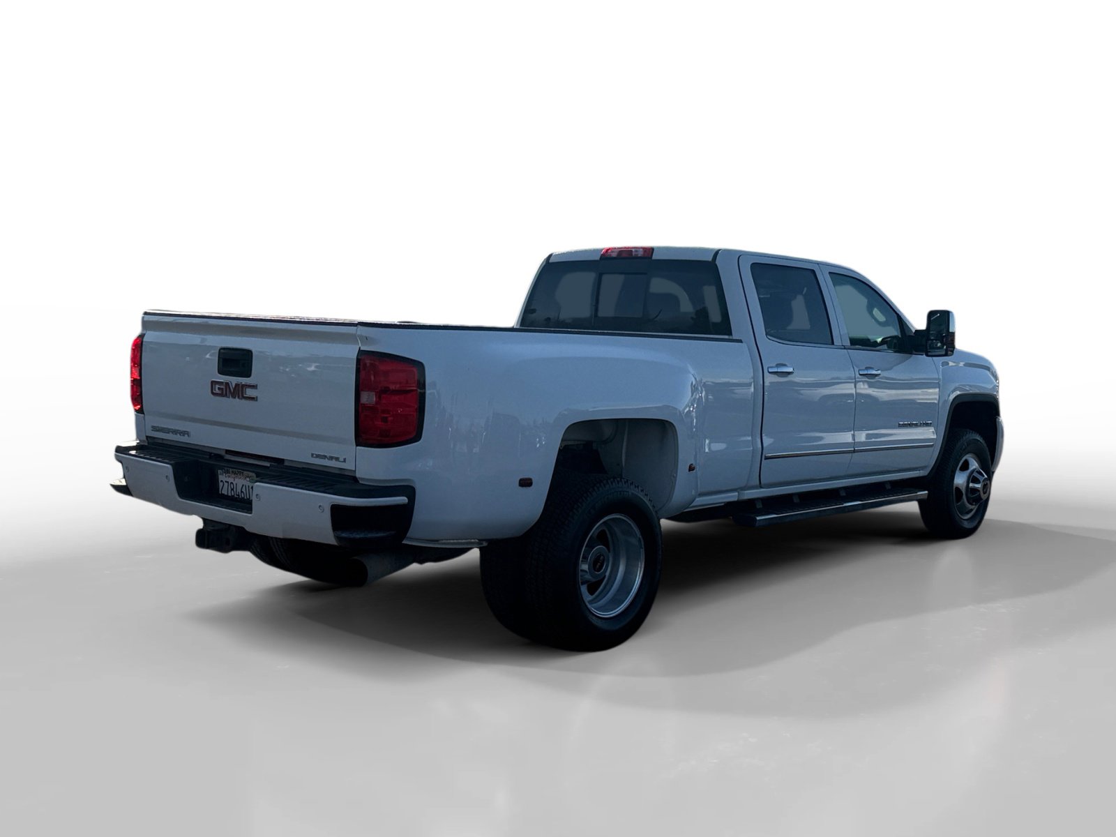 Used 2015 GMC Sierra 3500 Denali w/ Duramax Plus Package image 5