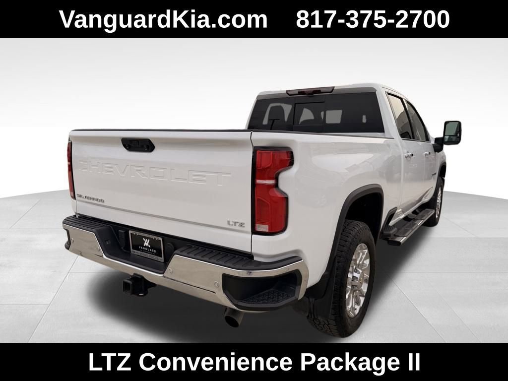 Used 2025 Chevrolet Silverado 2500 LTZ w/ LTZ Premium Package image 4