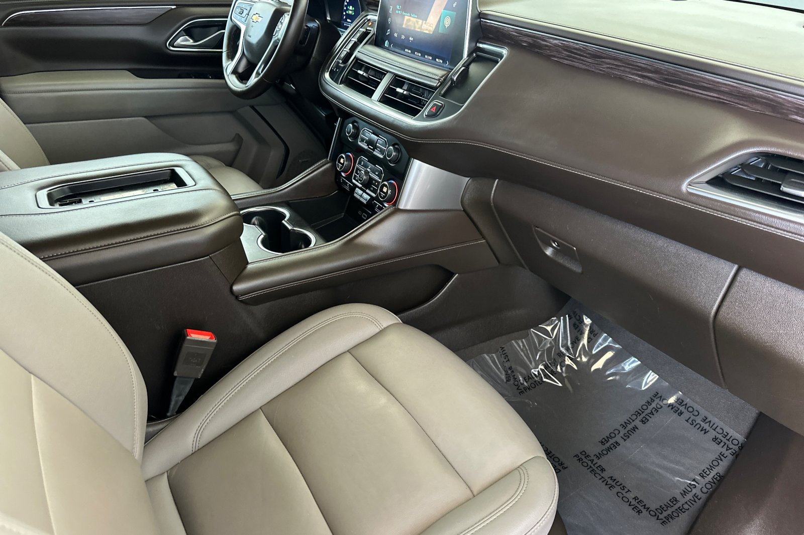 Used 2024 Chevrolet Tahoe LT AWD/4WD image 21