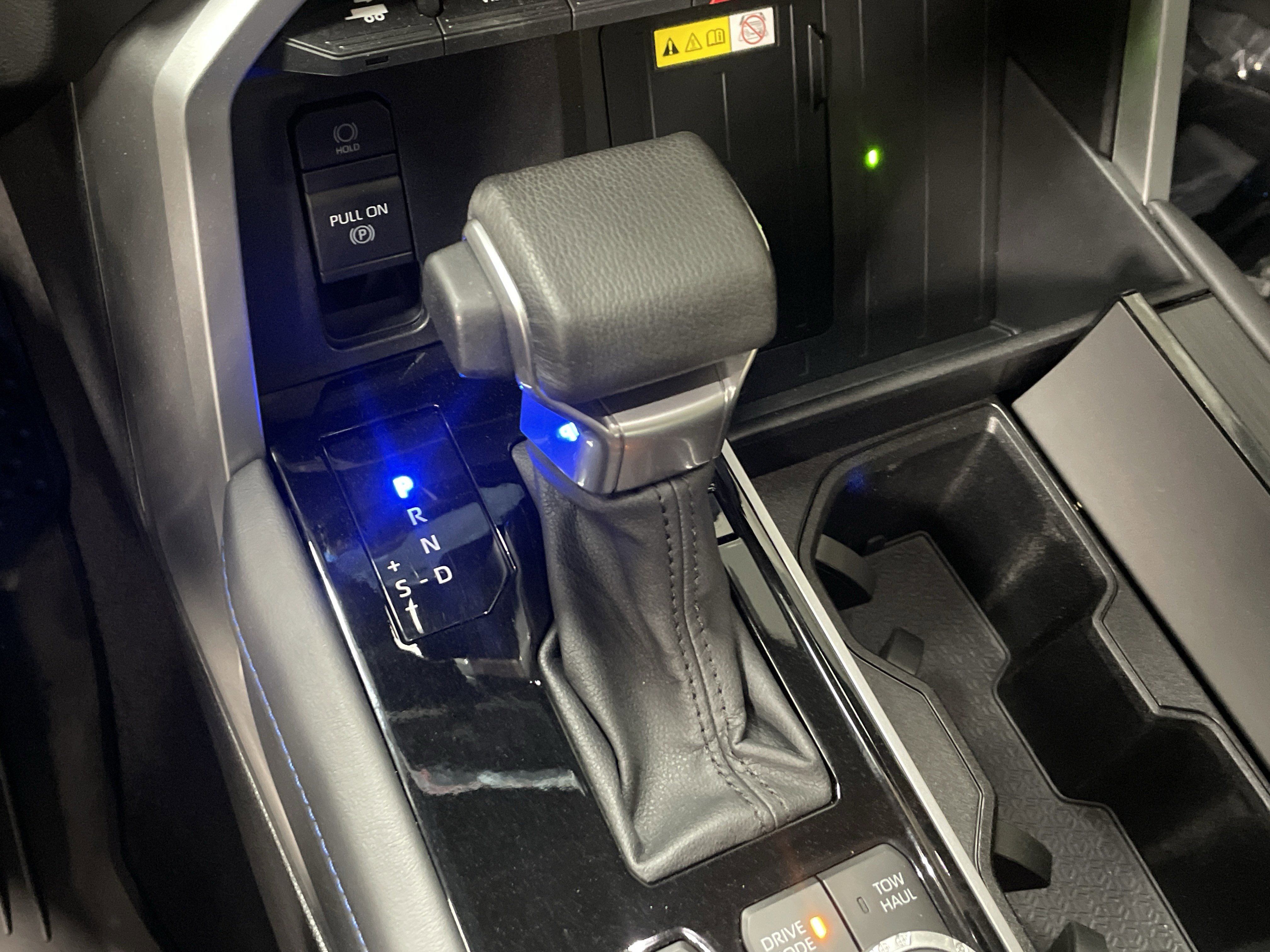 Used 2023 Toyota Tundra Platinum AWD/4WD image 26