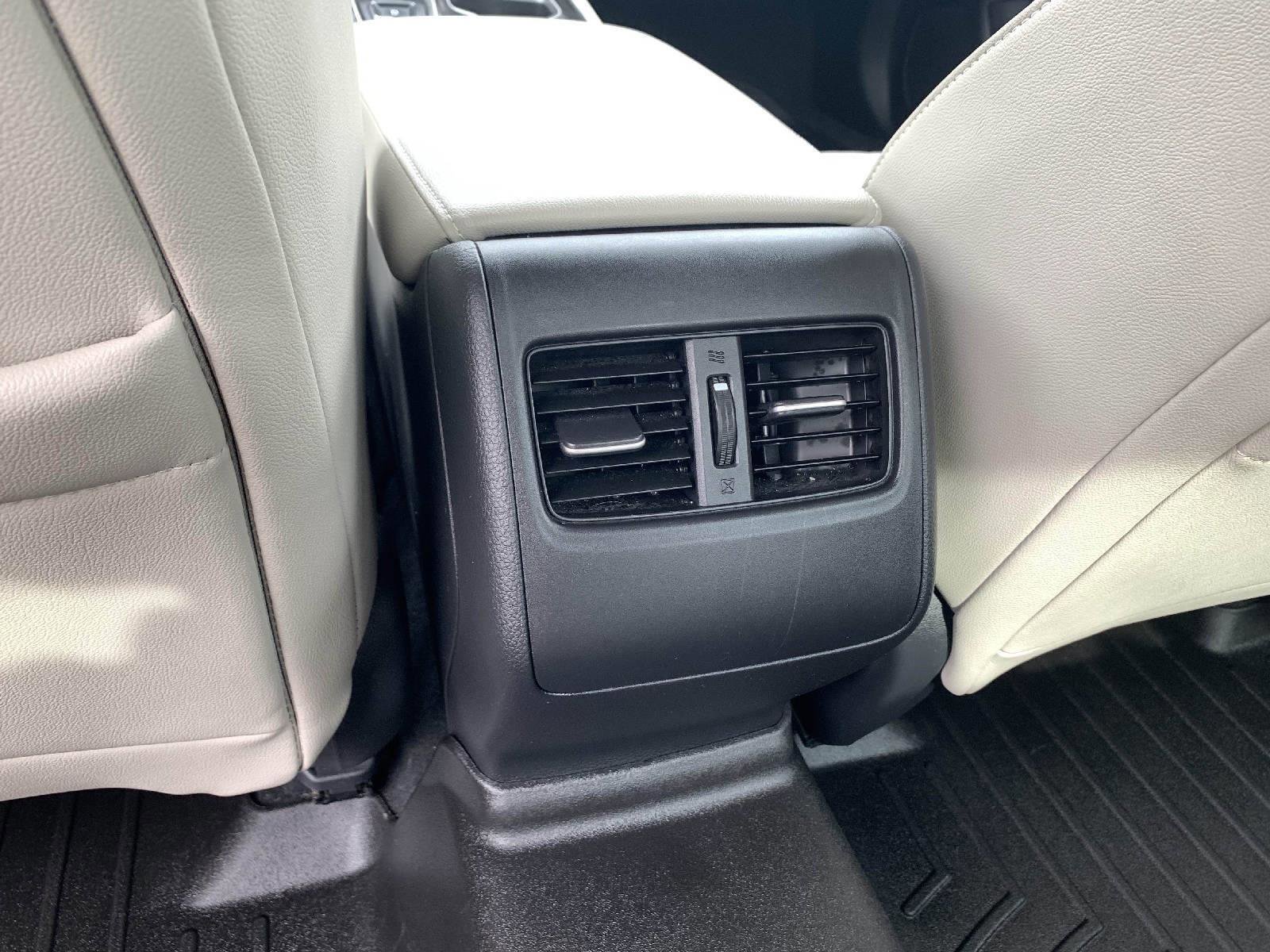 Used 2020 Honda Accord Touring image 45