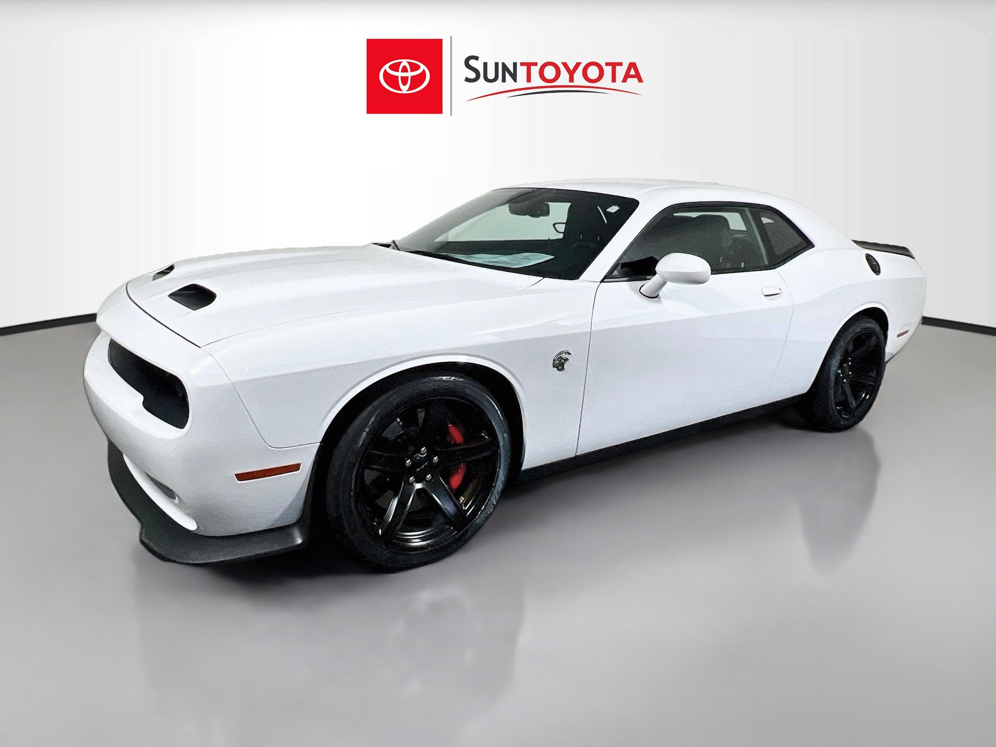 Used 2020 Dodge Challenger SRT Hellcat RWD image 9
