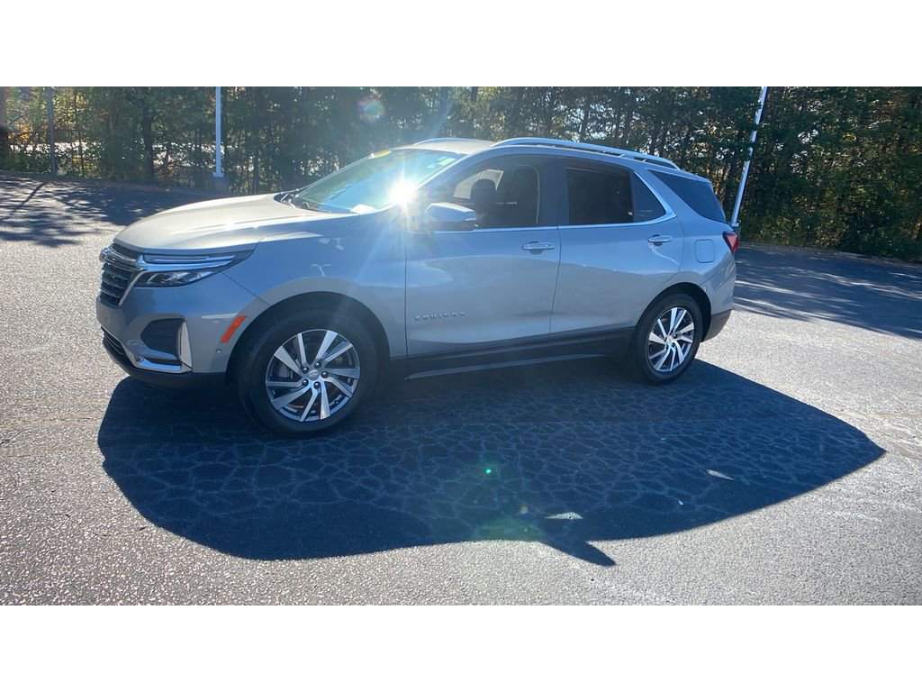 Used 2023 Chevrolet Equinox Premier image 4