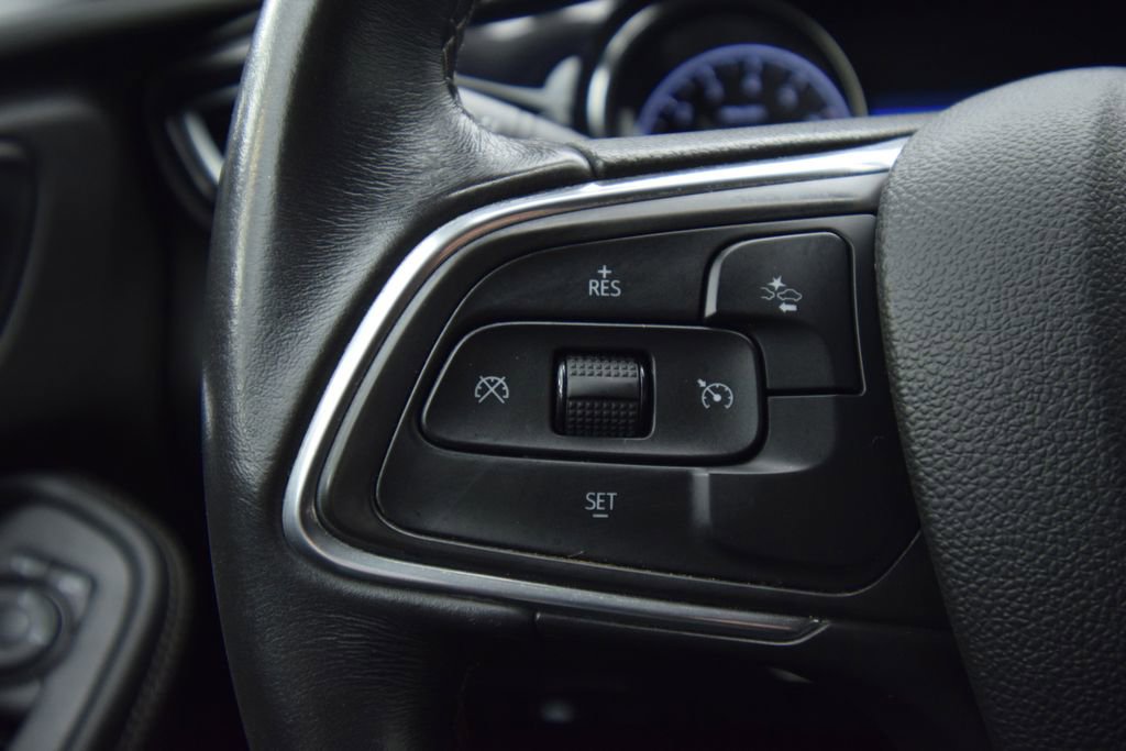 Used 2020 Buick Encore GX Select w/ Sport Touring Package image 35