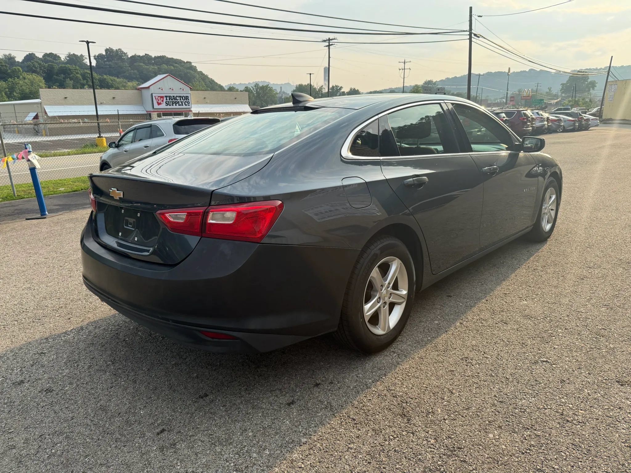 Used 2019 Chevrolet Malibu LS FWD image 7