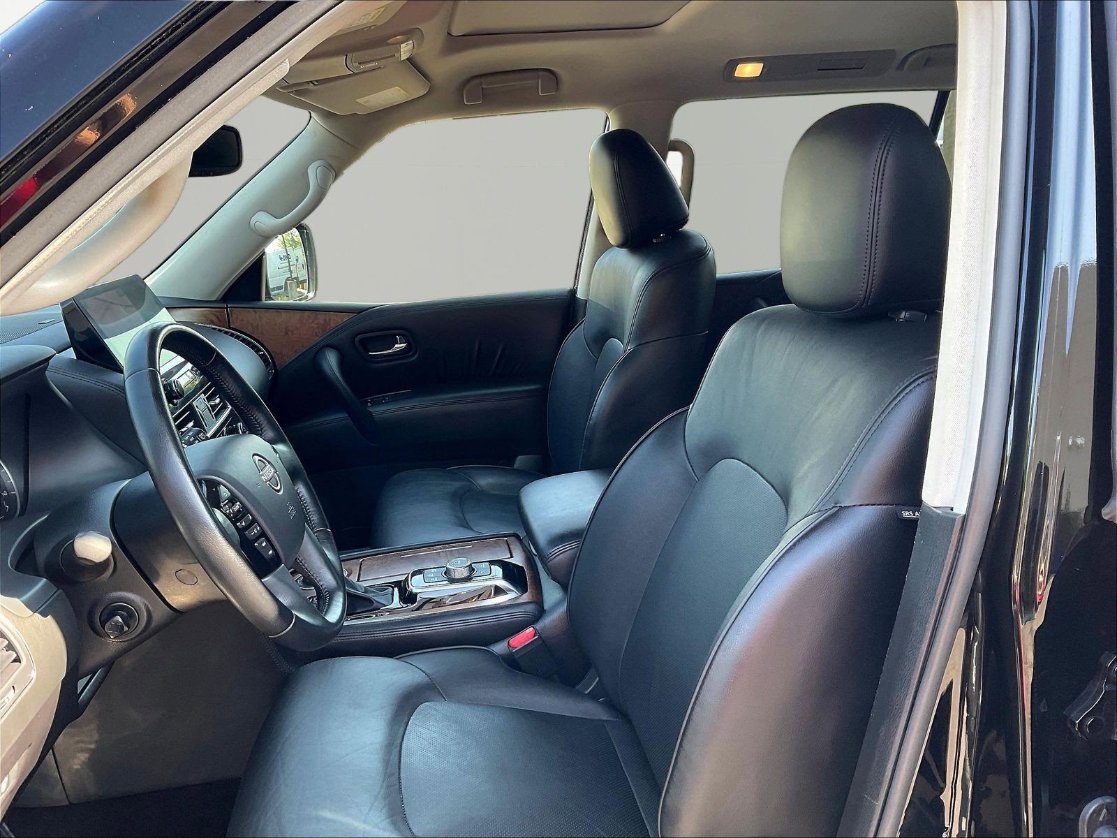 Used 2024 Nissan Armada SL AWD/4WD image 21