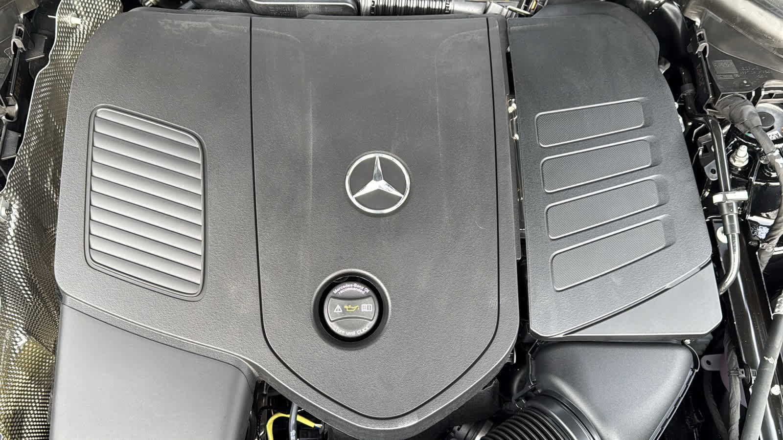 New 2026 Mercedes-Benz GLC 300 4MATIC image 14