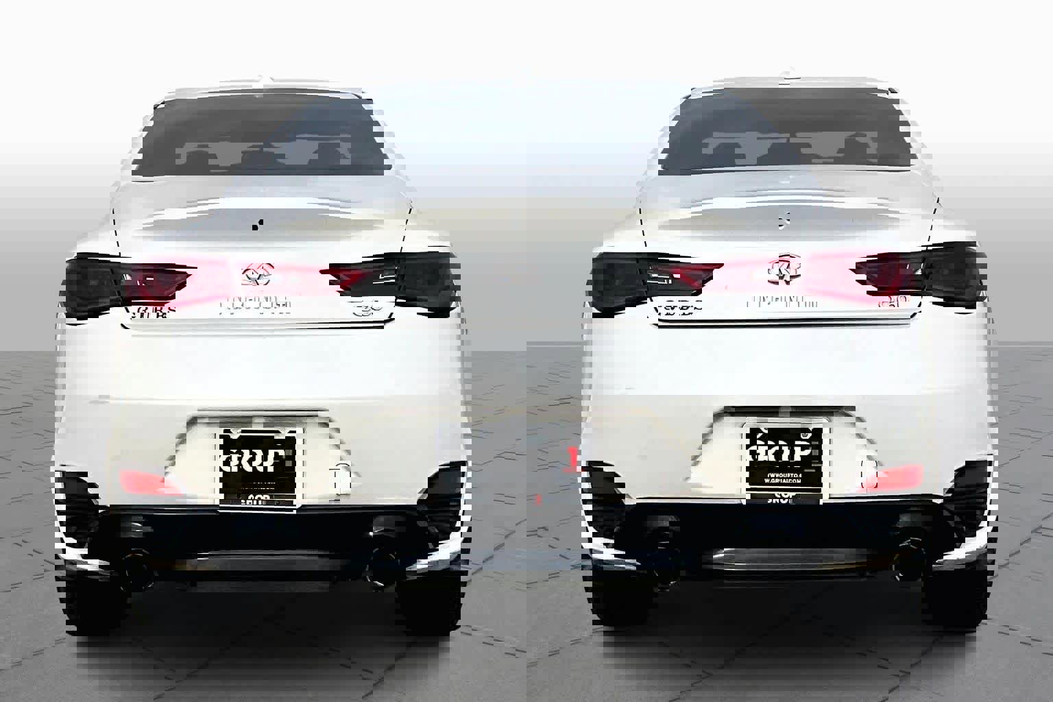 Used 2017 INFINITI Q60 w/ Cargo Package image 4