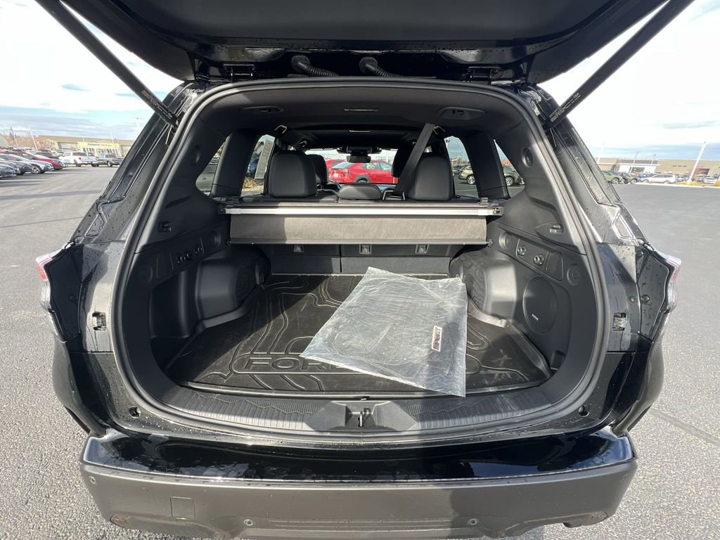 Certified 2025 Subaru Forester Sport image 26