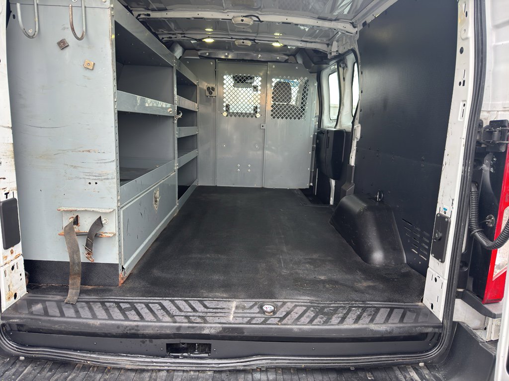 Used 2017 Ford Transit 250 Base image 9