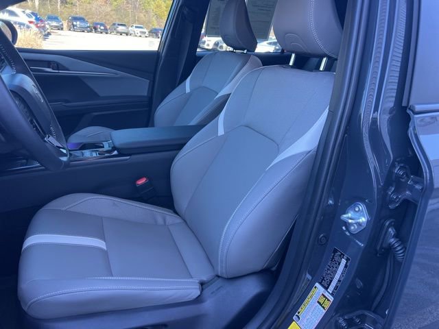 Used 2026 Toyota Camry SE image 24