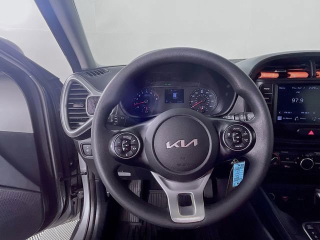 Used 2022 Kia Soul LX w/ Technology Package image 12