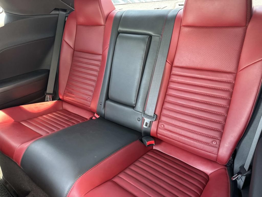 Used 2013 Dodge Challenger R/T RWD image 14