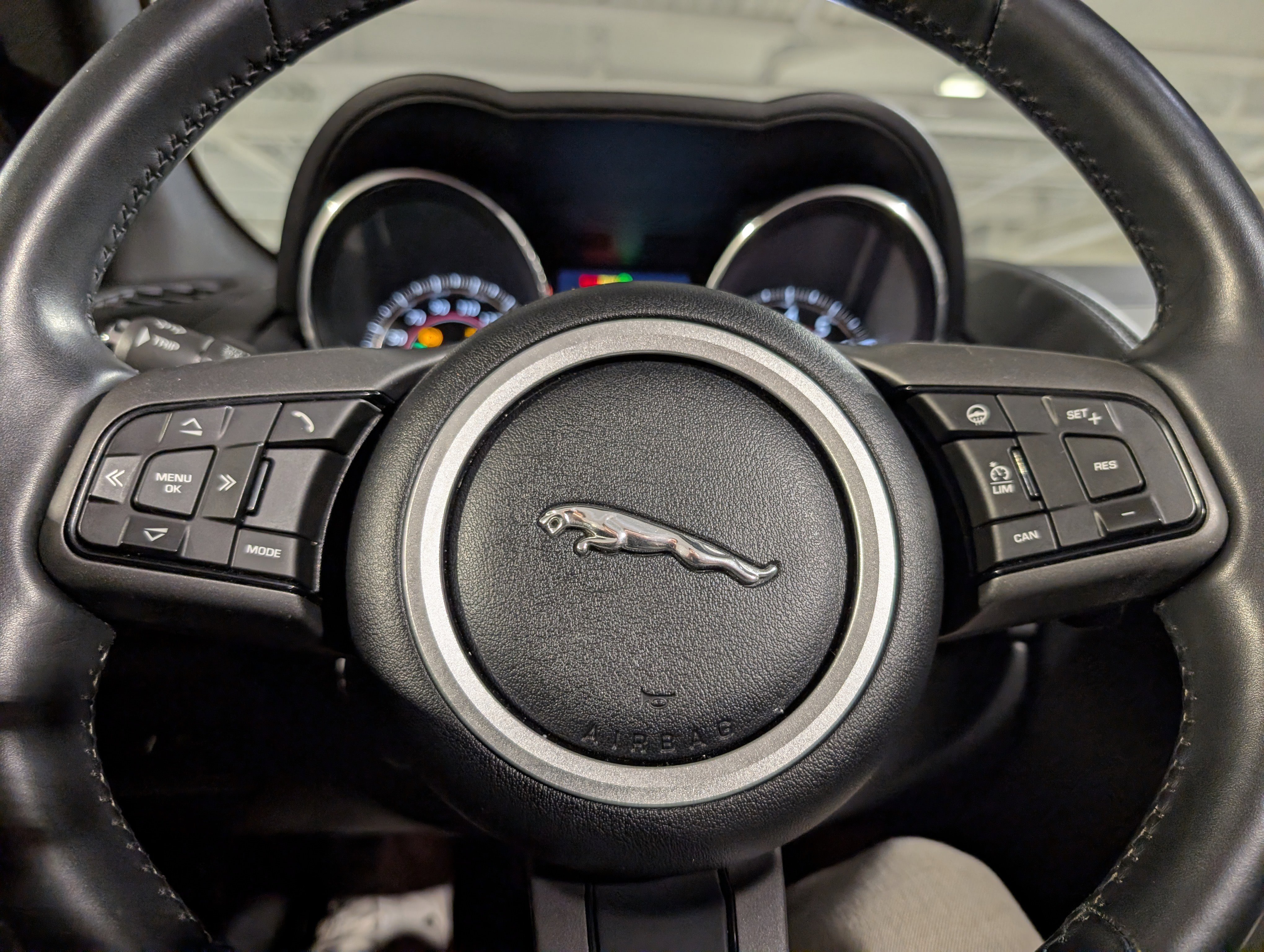 Used 2016 Jaguar F-TYPE Convertible image 32