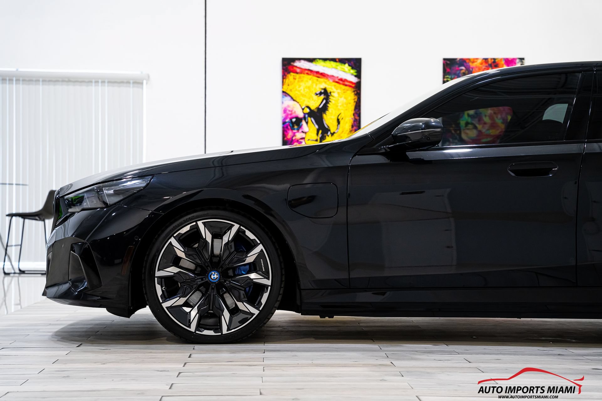 Used 2025 BMW 550e xDrive w/ Executive Package AWD/4WD image 13
