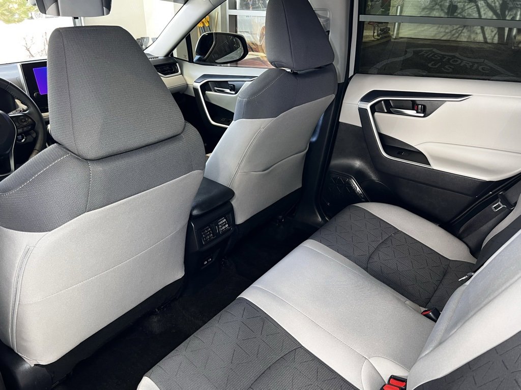 Used 2024 Toyota RAV4 XLE image 42
