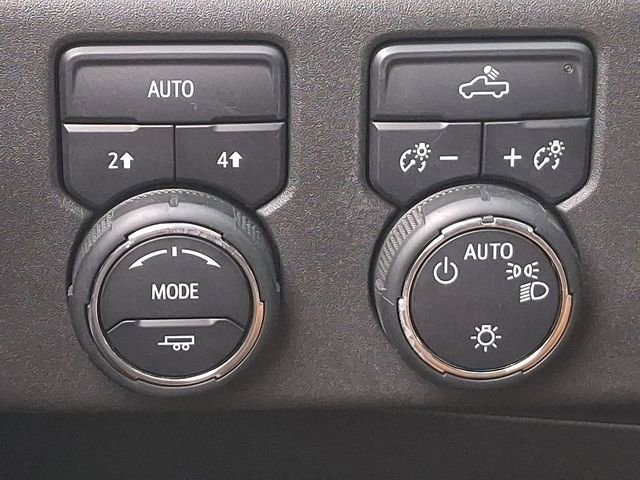 Used 2024 Chevrolet Silverado 1500 LT image 19