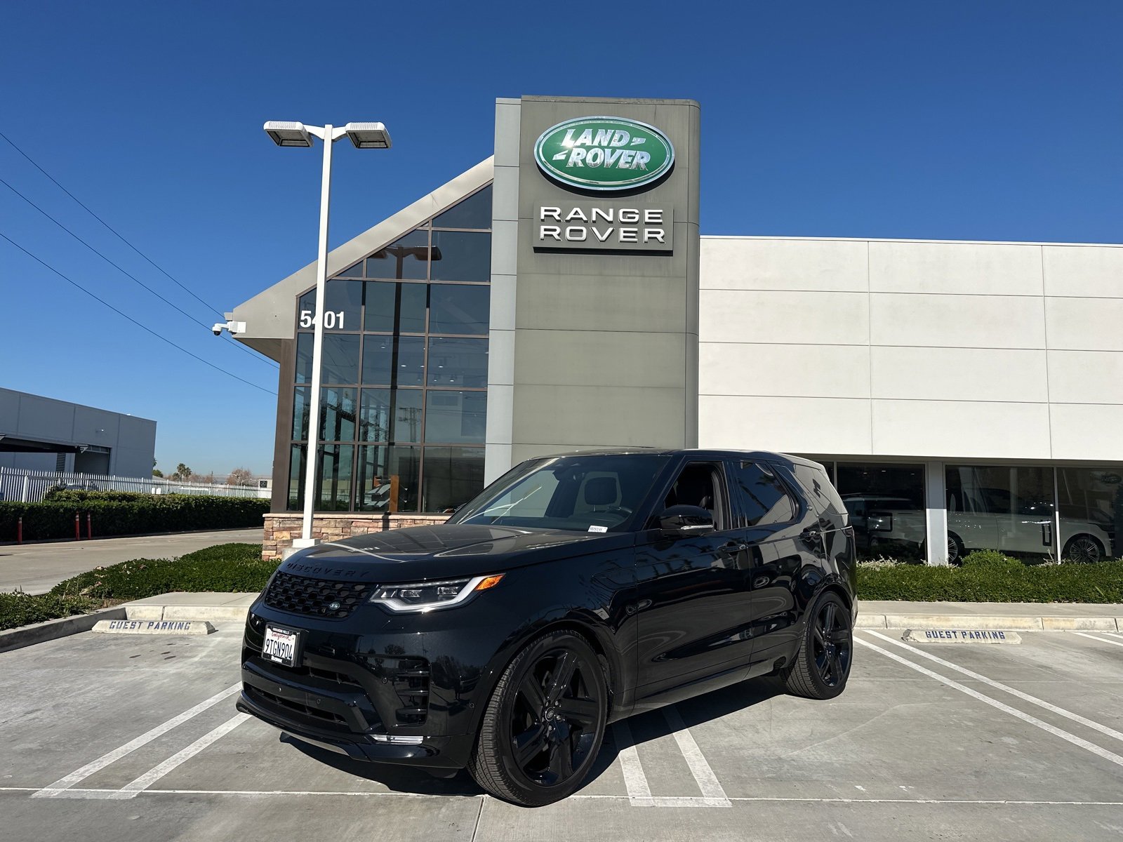 Used 2025 Land Rover Discovery Dynamic SE