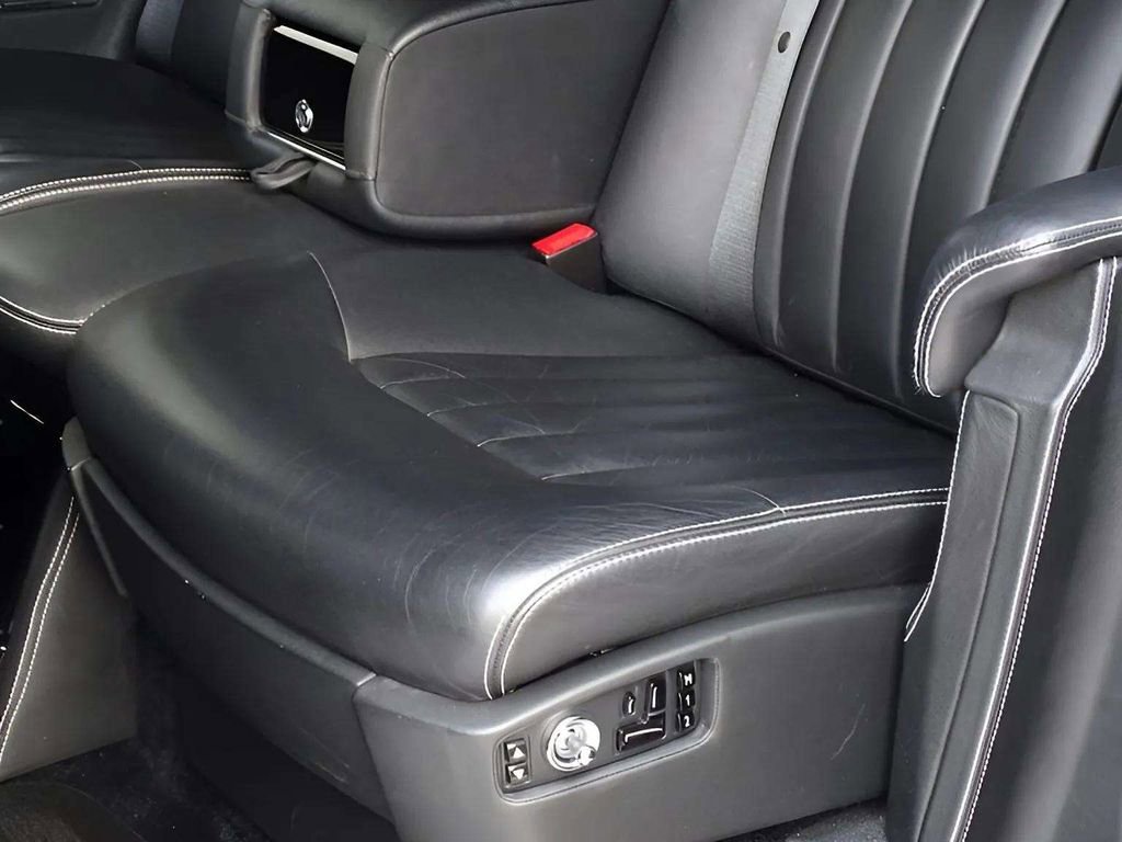 Certified 2009 Rolls-Royce Phantom Sedan image 7