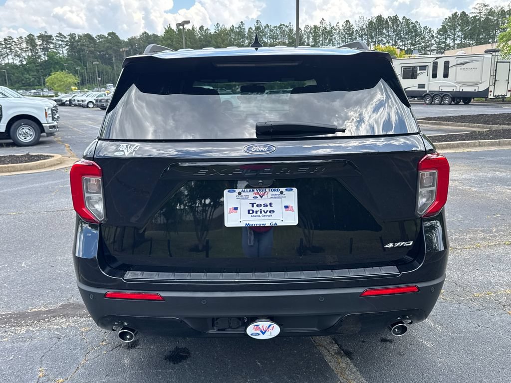 Used 2023 Ford Explorer ST-Line w/ Class IV Trailer Tow Package AWD/4WD image 13