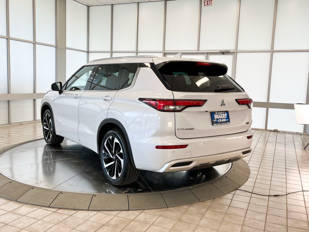 Used 2022 Mitsubishi Outlander SEL image 8