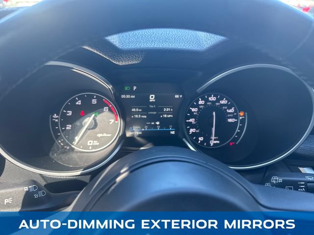Used 2020 Alfa Romeo Stelvio Sport w/ Quick Order Package 22J Sport AWD/4WD image 15