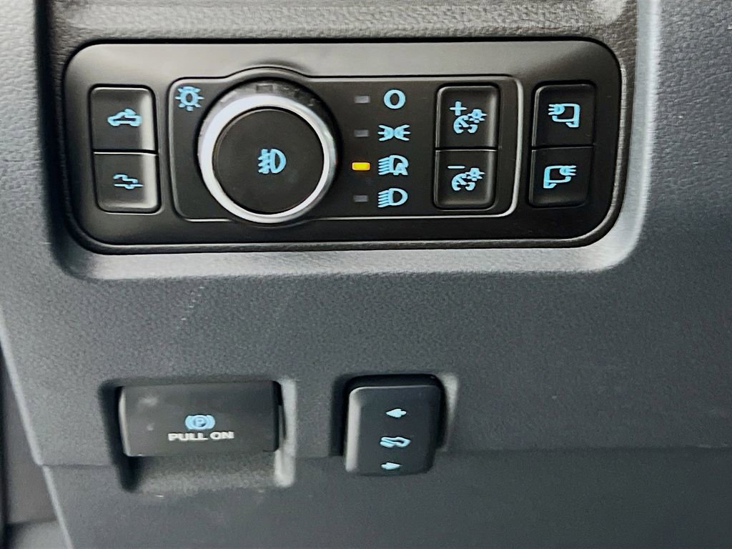 New 2026 Ford F350 Platinum image 19