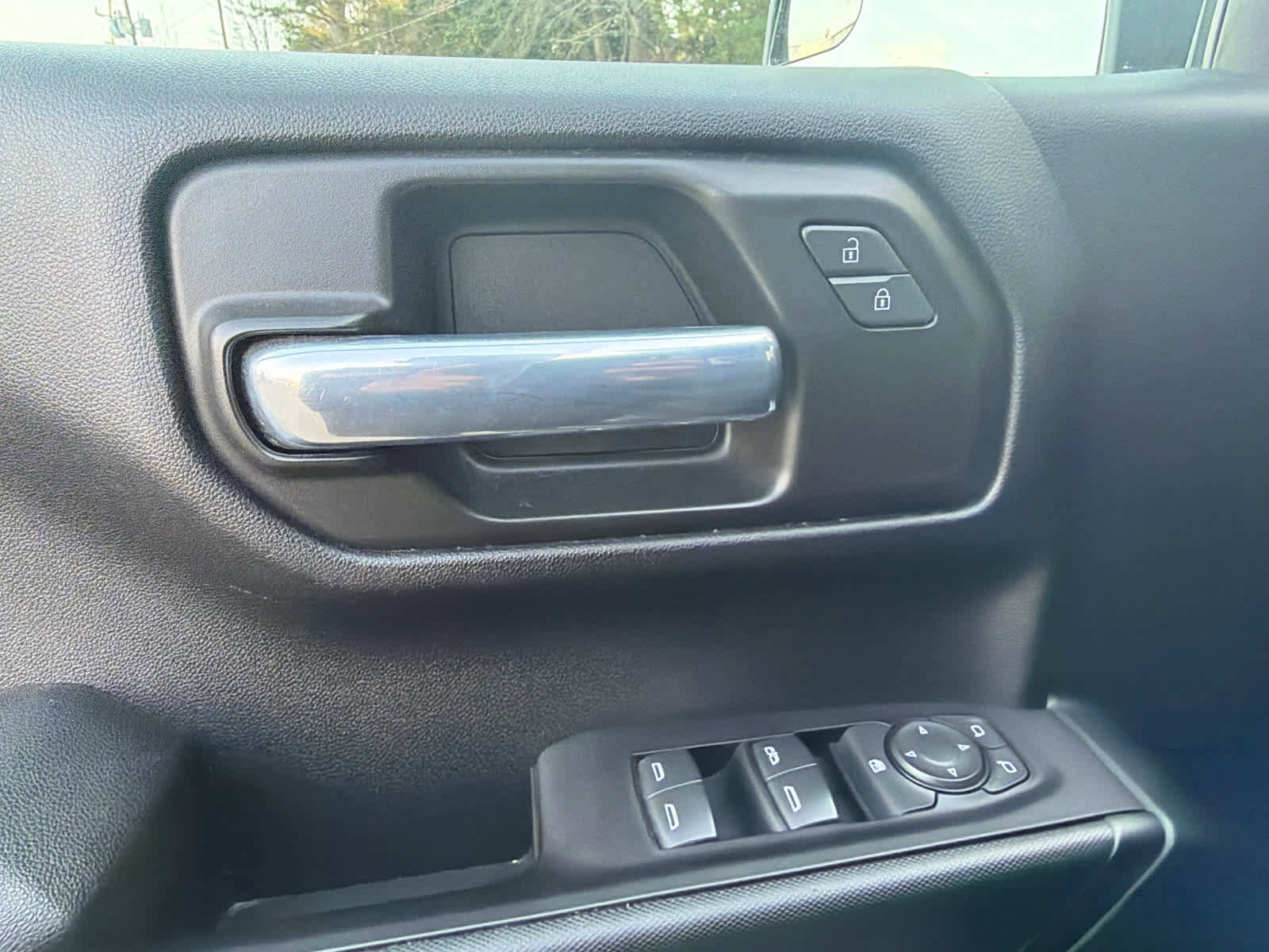 Used 2021 Chevrolet Silverado 1500 Custom Trail Boss image 19