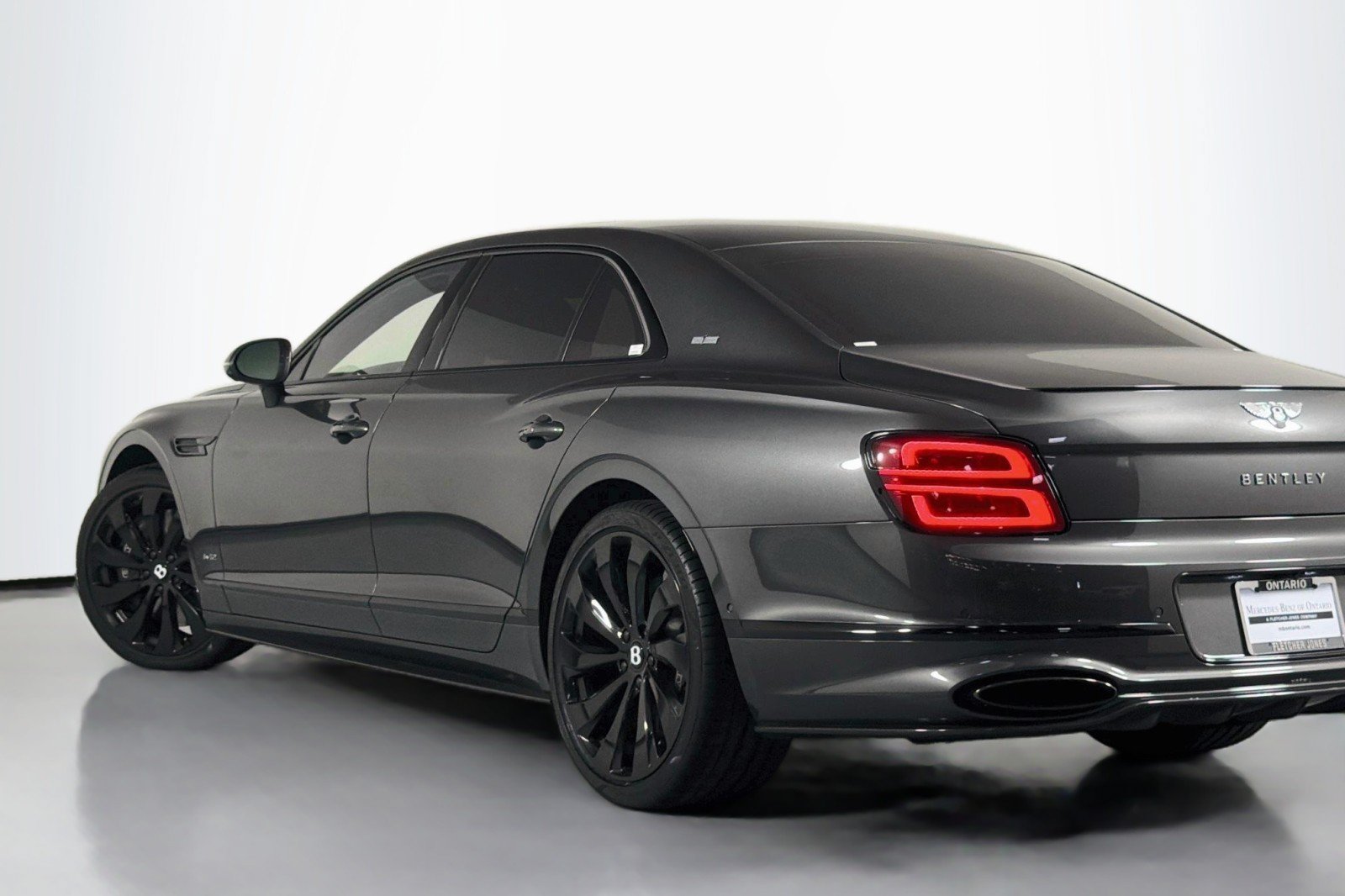 Used 2021 Bentley Flying Spur W12 AWD/4WD image 17