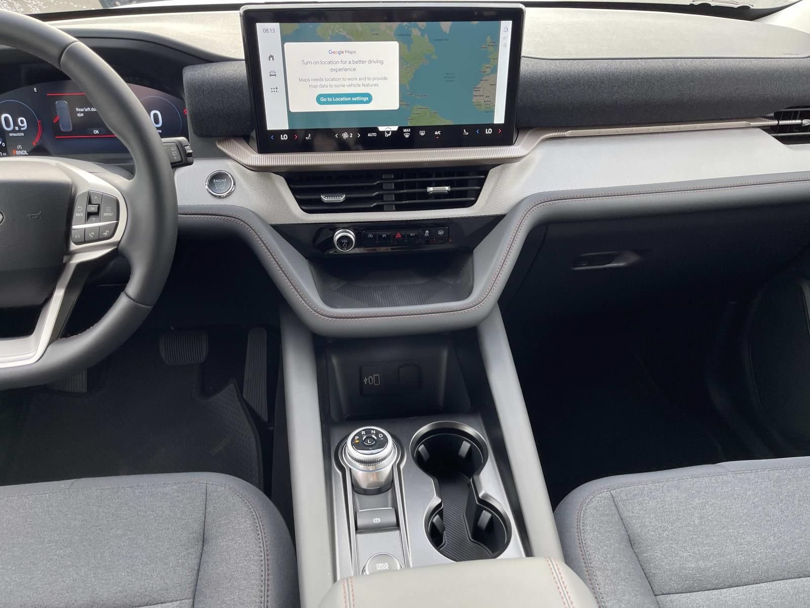 New 2026 Ford Explorer Active RWD image 12