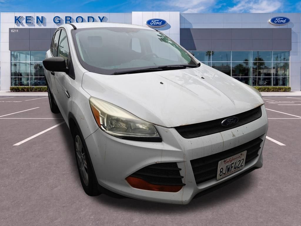 Used 2015 Ford Escape S FWD image 1