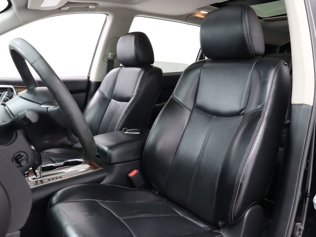 Used 2017 Nissan Pathfinder Platinum w/ Midnight Edition Package image 12
