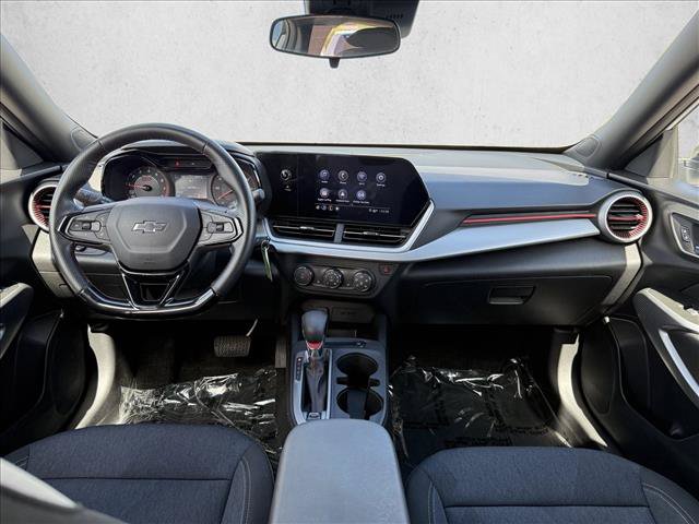 Used 2024 Chevrolet Trax RS w/ Driver Confidence Package FWD image 14