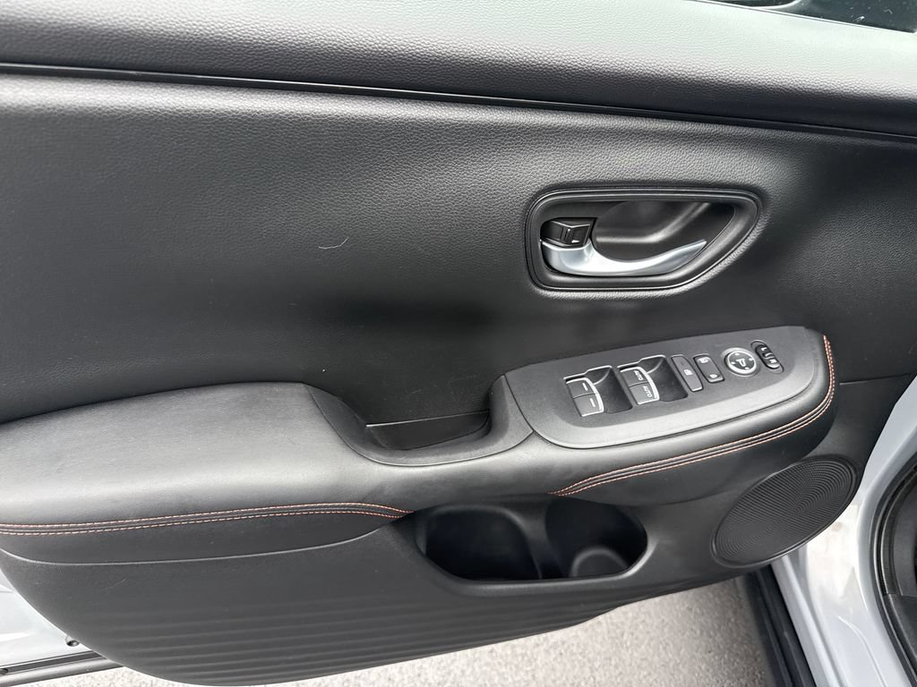Certified 2023 Honda HR-V Sport image 9