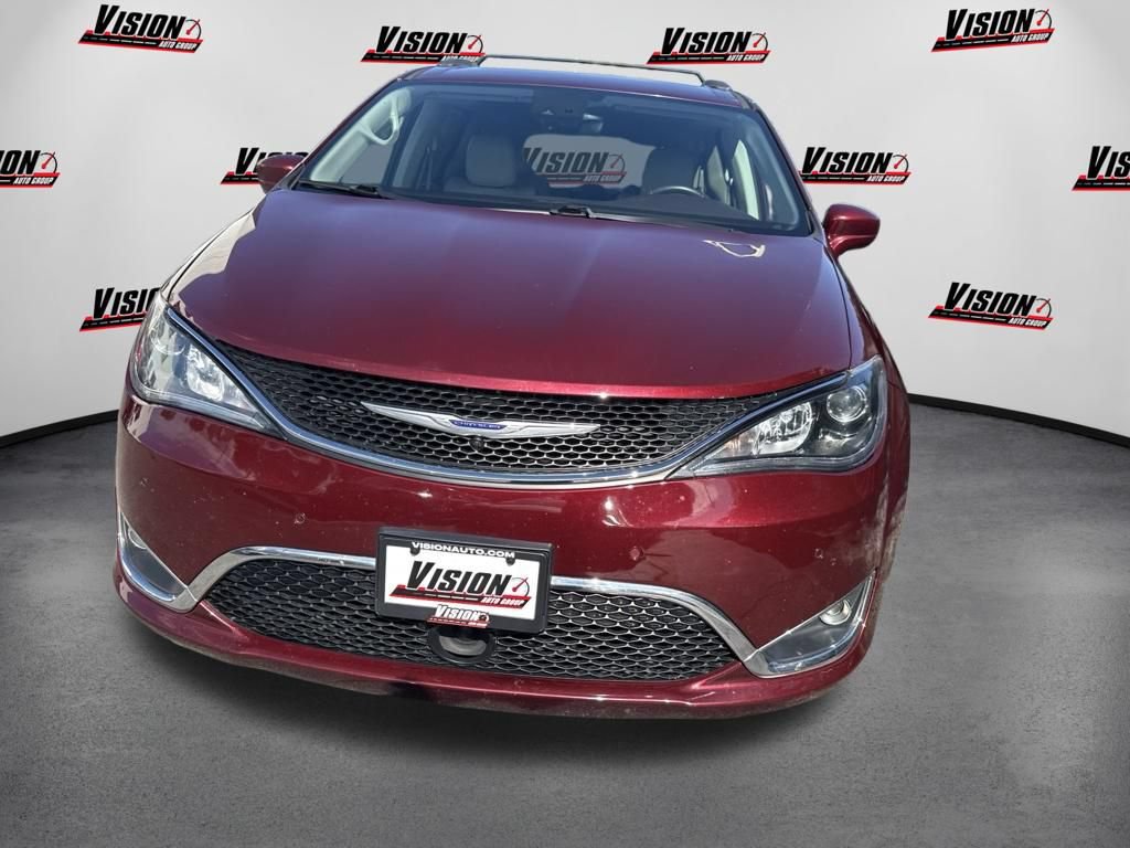 Used 2017 Chrysler Pacifica Touring-L Plus w/ Advanced Safetytec Group FWD video 2