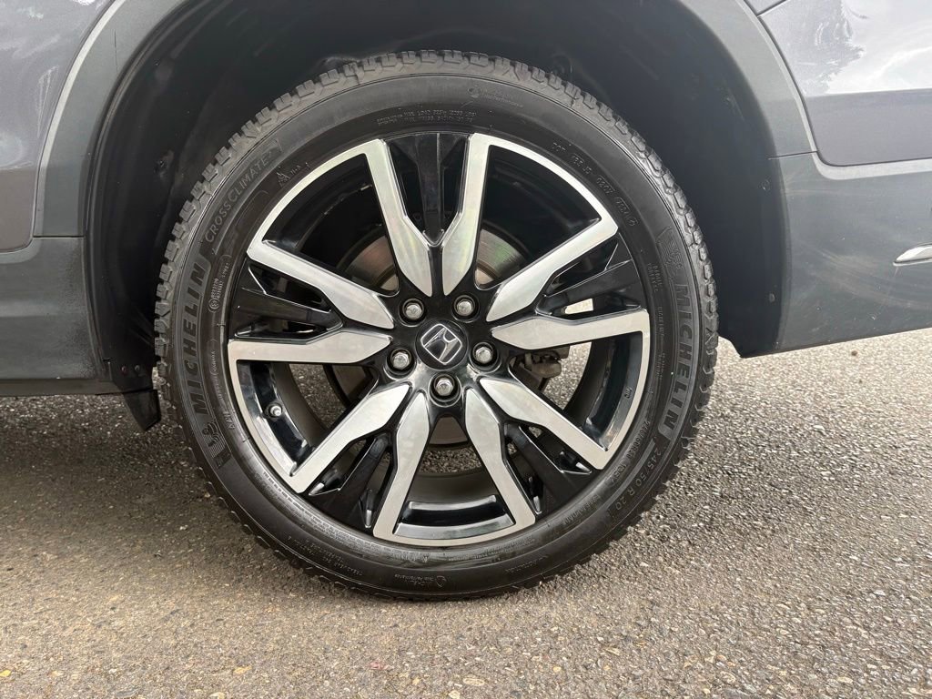 Used 2020 Honda Pilot Touring image 9